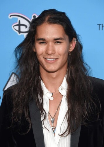 Booboo Stewart