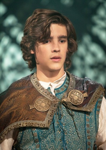 Brenton Thwaites