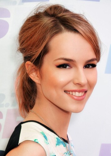 Bridgit Mendler