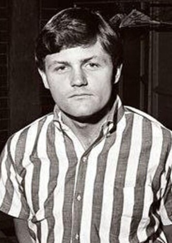 Bruce Johnston