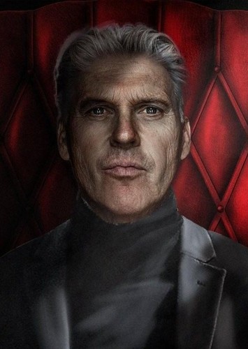 Bruce Wayne)                             .