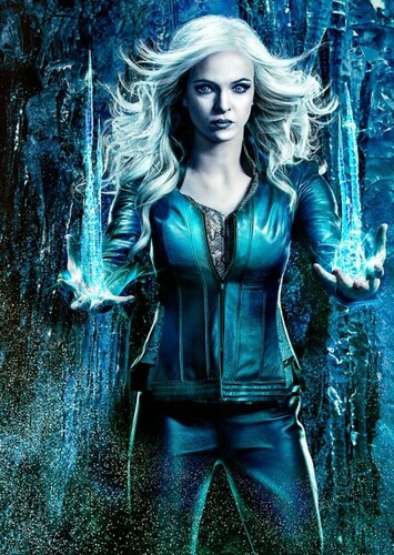 Caitlin Snow