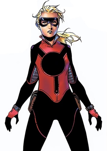 Cassandra "Cassie" Lang/Stature