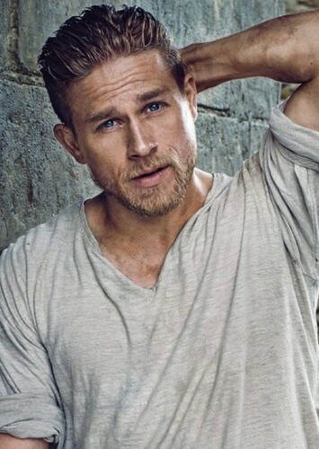Charlie Hunnam