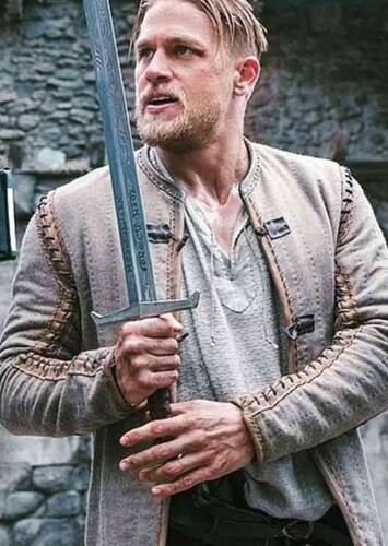 Charlie Hunnam