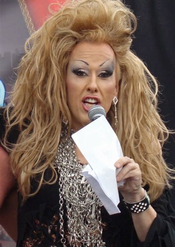 Chi Chi LaRue