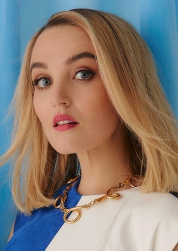 Chloe Fineman