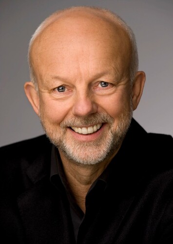 Christopher Gaze