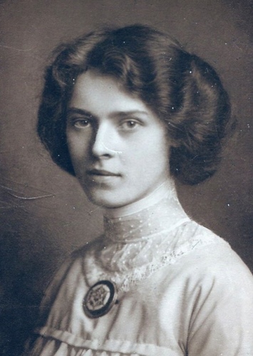Clara Irving
