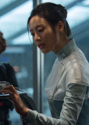 Claudia Kim