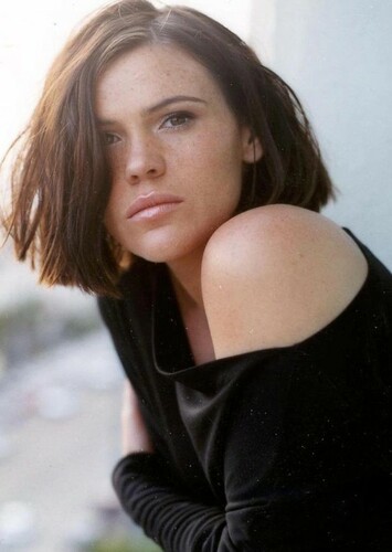 Clea DuVall