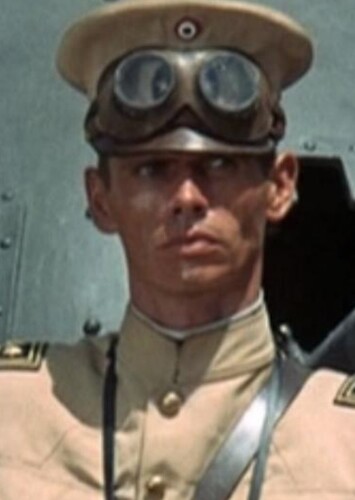 Colonel Günther Ruiz