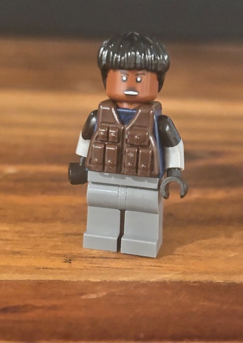 Commander Betty leerox