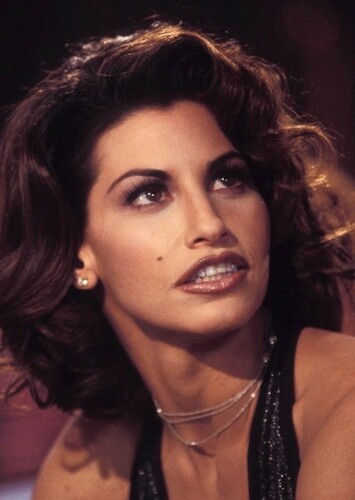 Cristal Connors