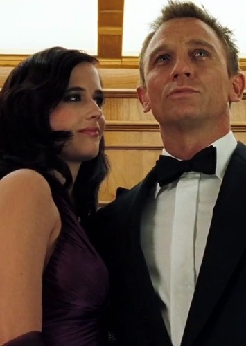 Daniel Craig and Eva Green