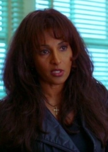 Detective Vera Cruz