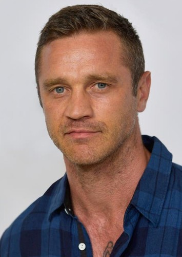 Devon Sawa
