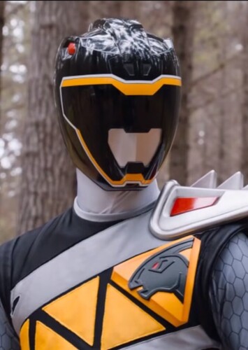 Dino Charge Black Ranger