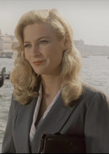 Dr. Elsa Schneider