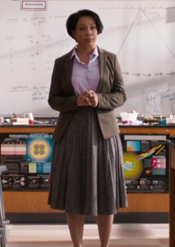 Dr. Rayna Warren