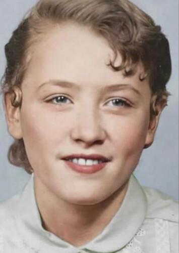 Early Teenage Dolly Parton