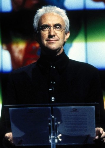 Elliot Carver