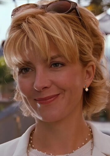 Elizabeth James
