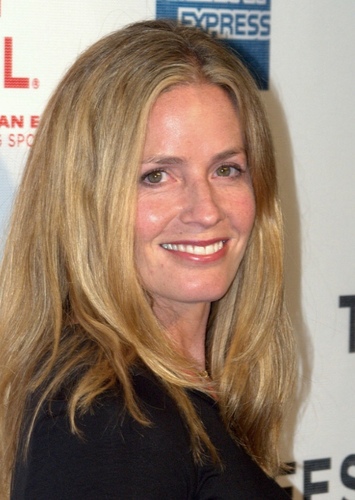Elisabeth Shue