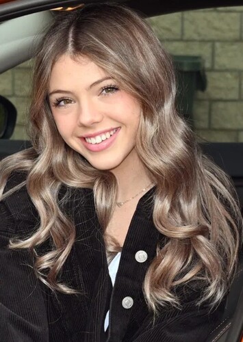 Ella Fox