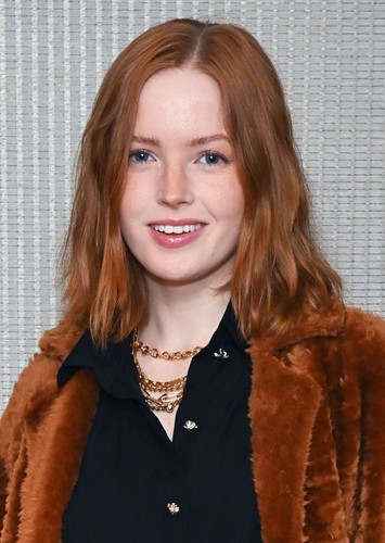 Ellie Bamber