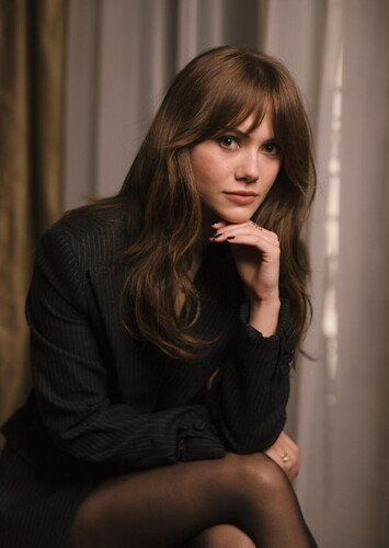 Emilia Jones