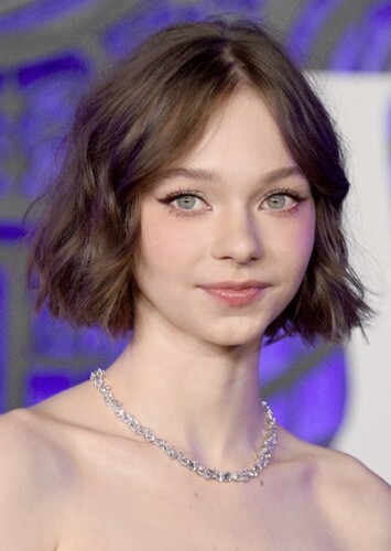 Emma Myers