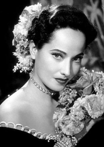 Estelle Thompson
