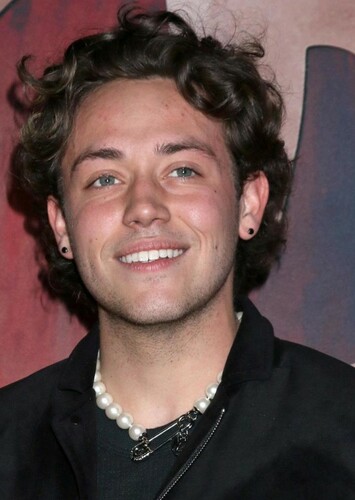 Ethan Cutkosky