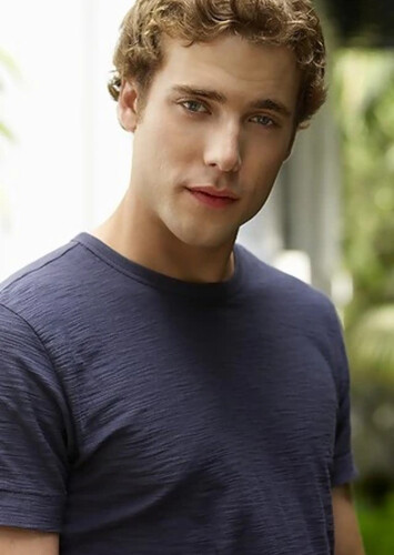Ethan Ward