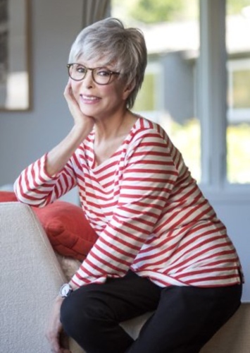 Evelyn Hugo (old)