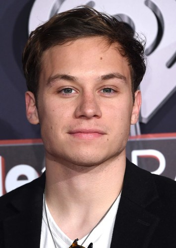 Finn Cole