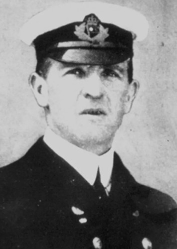 First Officer Murdoch