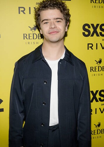 Gaten Matarazzo