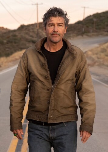 Kyle Chandler