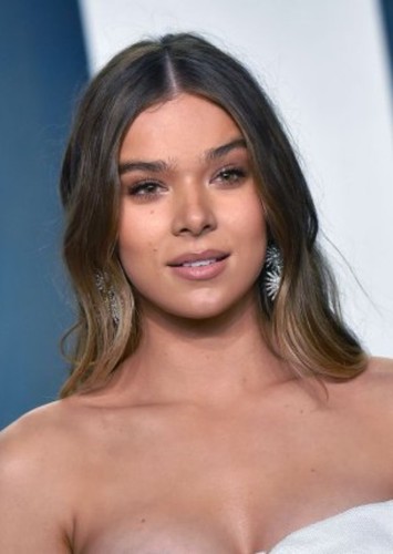 Hailee Steinfeld