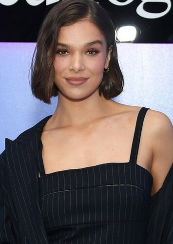 Hailee Steinfeld