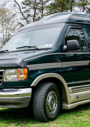 Han and Leia's Van
