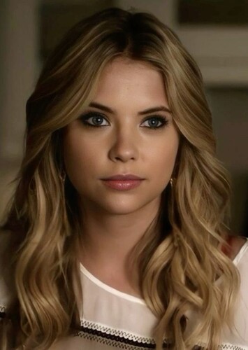 Hanna / Pretty Little Liars