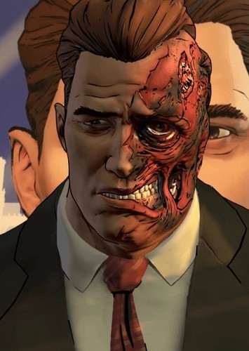 Harvey Dent (18)