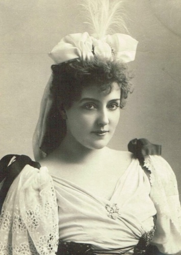 Helen Leonard