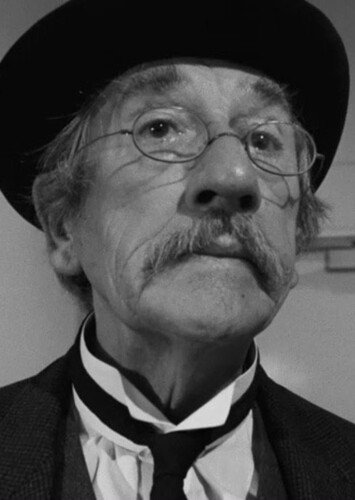 Herr Falkstein
