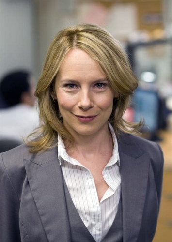 Holly Flax