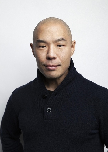 Hoon Lee