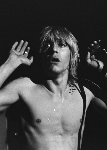Iggy Pop - Fire